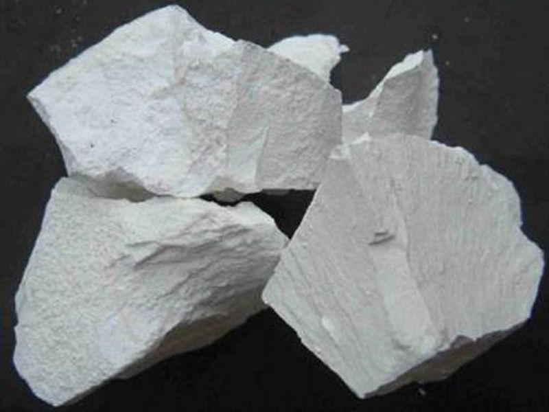 熟石灰粉和生石灰粉有什么區(qū)別？